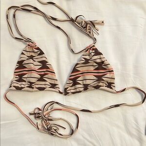 Acacia Bikini Top size L